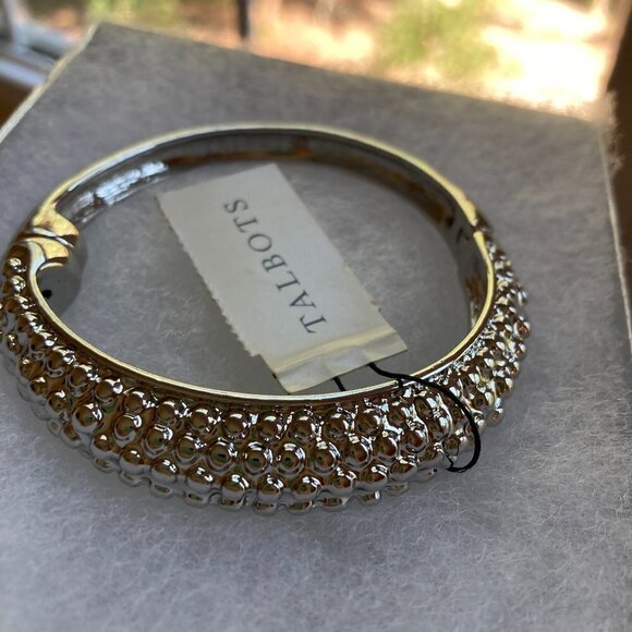 Talbots Textured Hinged Bangle Bracelet - Picture 1 of 5